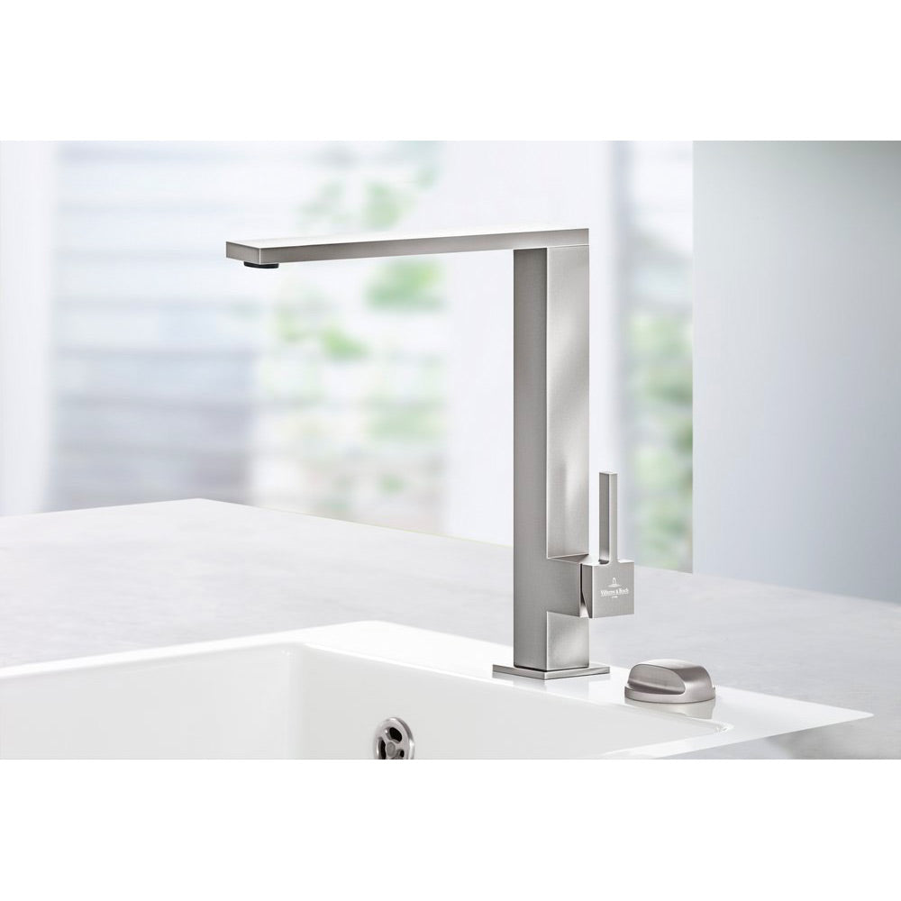 Villeroy & Boch Robinet de cuisine Finera Square acier inox brossé 927100LC