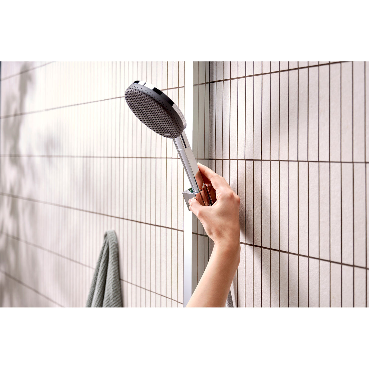 Colonne de douche 210/340 2jets Raindance Alive Q avec mitigeur thermostatique ShowerSelect Comfort