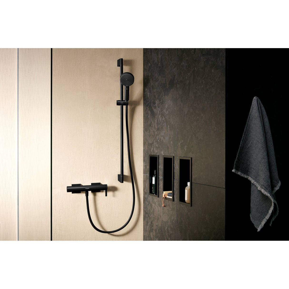 HANSGROHE Set de douche 105 3 jets Pulsify Select S Relaxation avec barre 96 cm et flexible 24170700