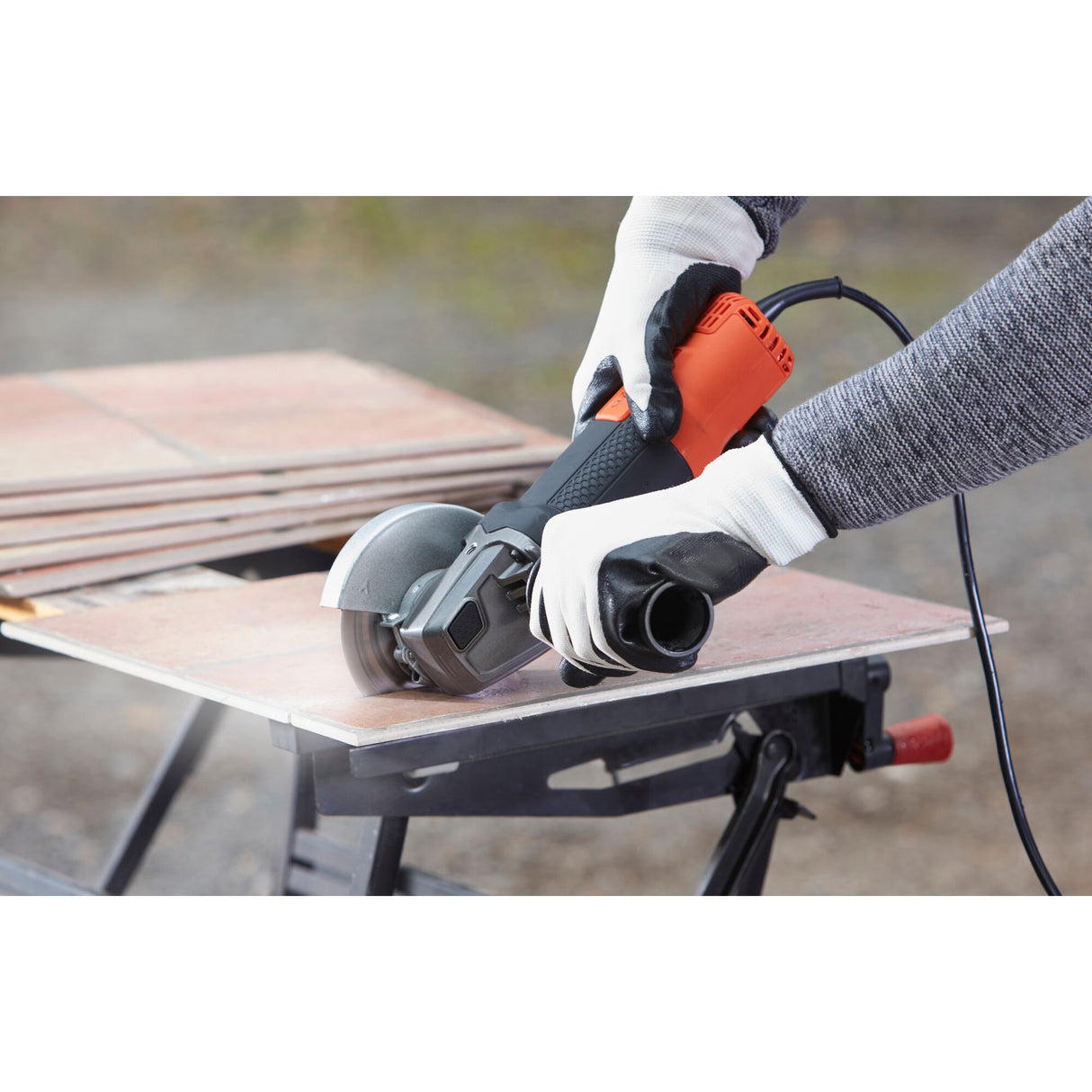 BLACK+DECKER Meuleuse d'angle filaire 800W 125mm BEG120-QS