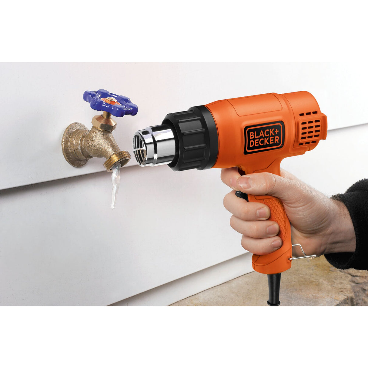 BLACK+DECKER Décapeur thermique filaire 1750W avec grattoir KX1650-QS