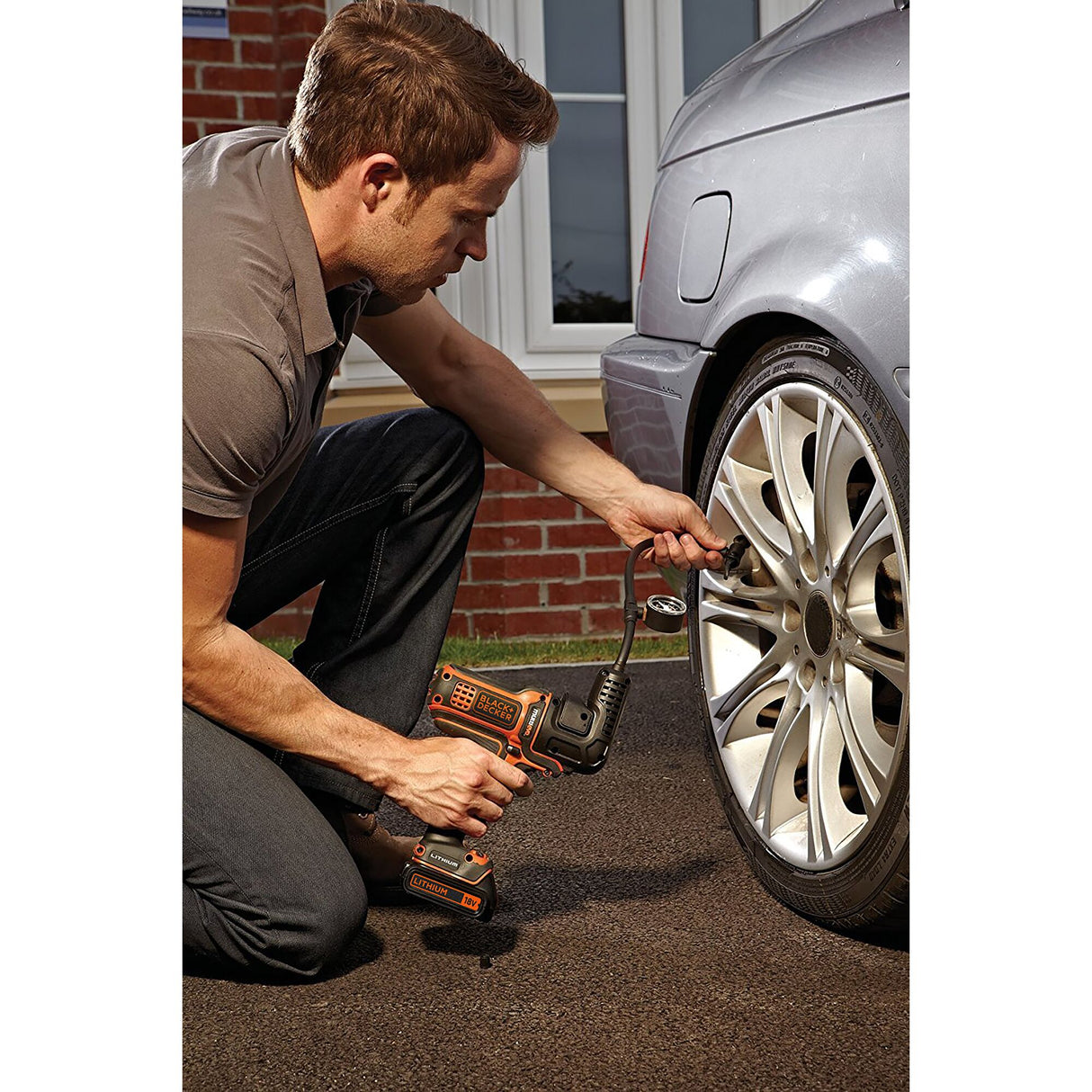 BLACK+DECKER Tête de gonfleur compresseur MULTIEVO 0 80PSI 5,5Bar MTNF9-XJ