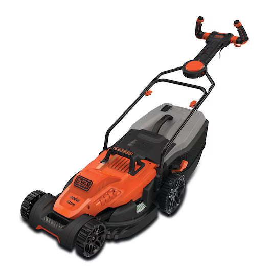 Tondeuse filaire BLACK+DECKER de 42 cm avec moteur de 1800 W, modèle BEMW481ES-QS, vue de face avec lame et poignée.