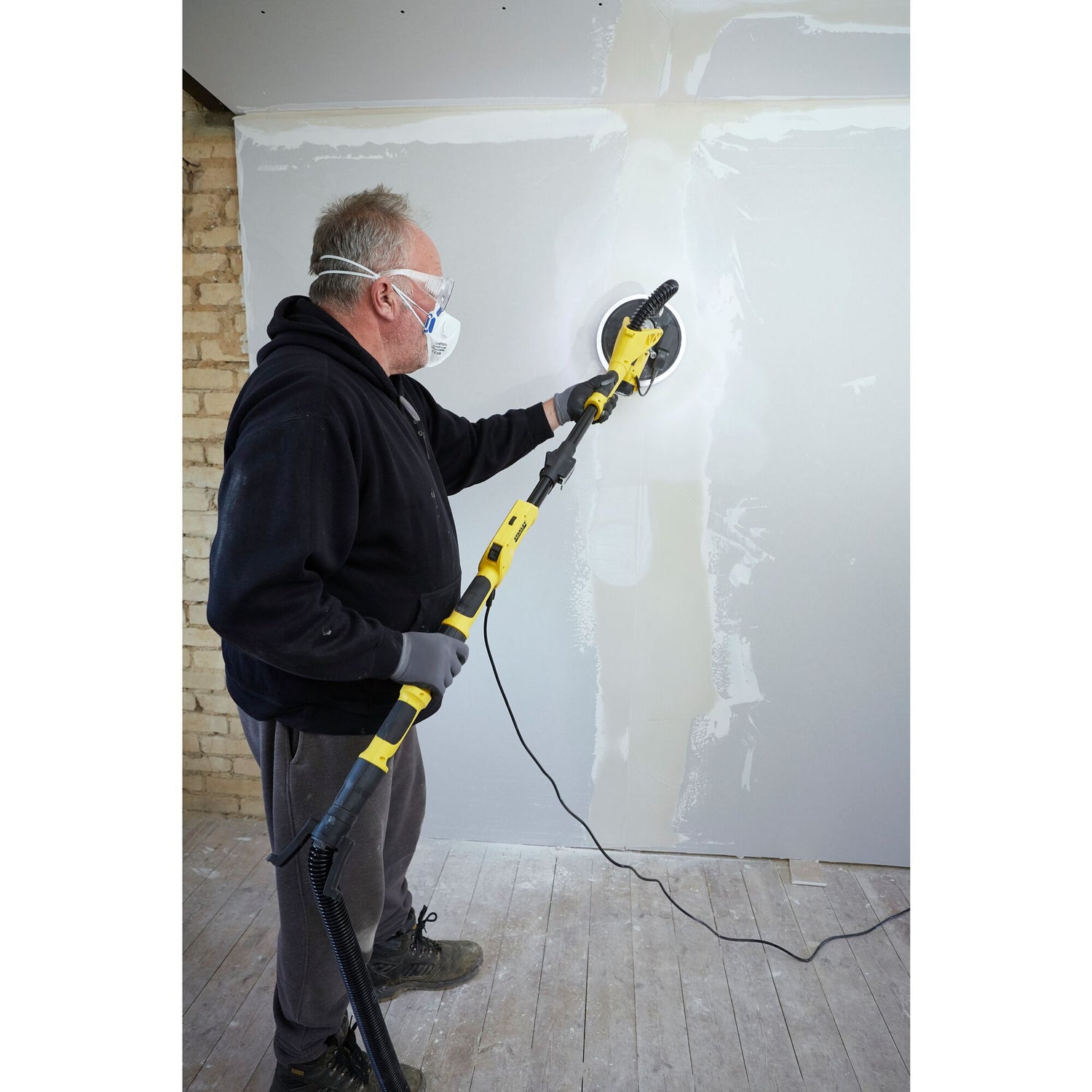 STANLEY FATMAX Ponceuse télescopique filaire 750W Ø225mm SFMEE500S-QS