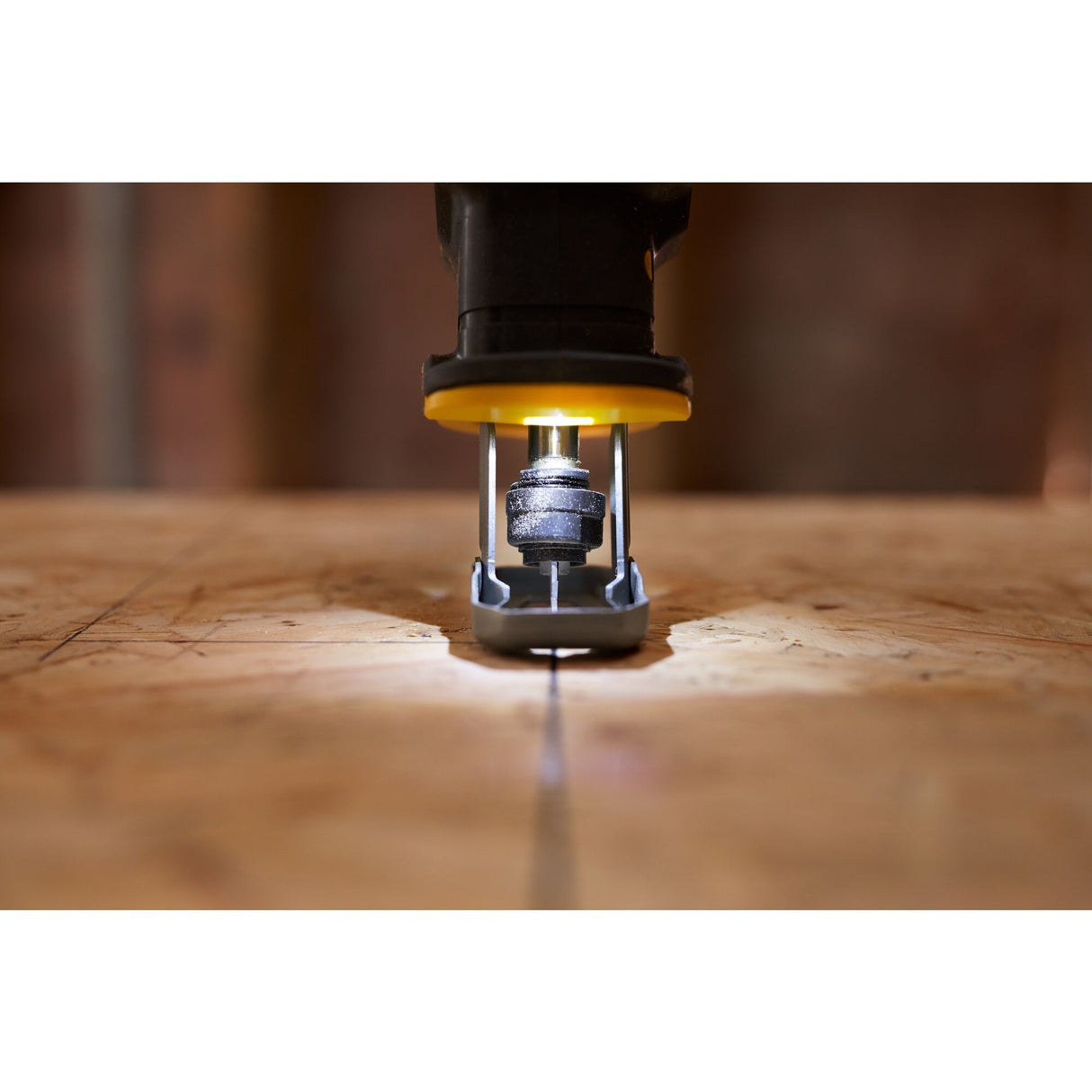 STANLEY FATMAX Scie sabre sans fil 18V sans batterie V20 SFMCS305B-XJ