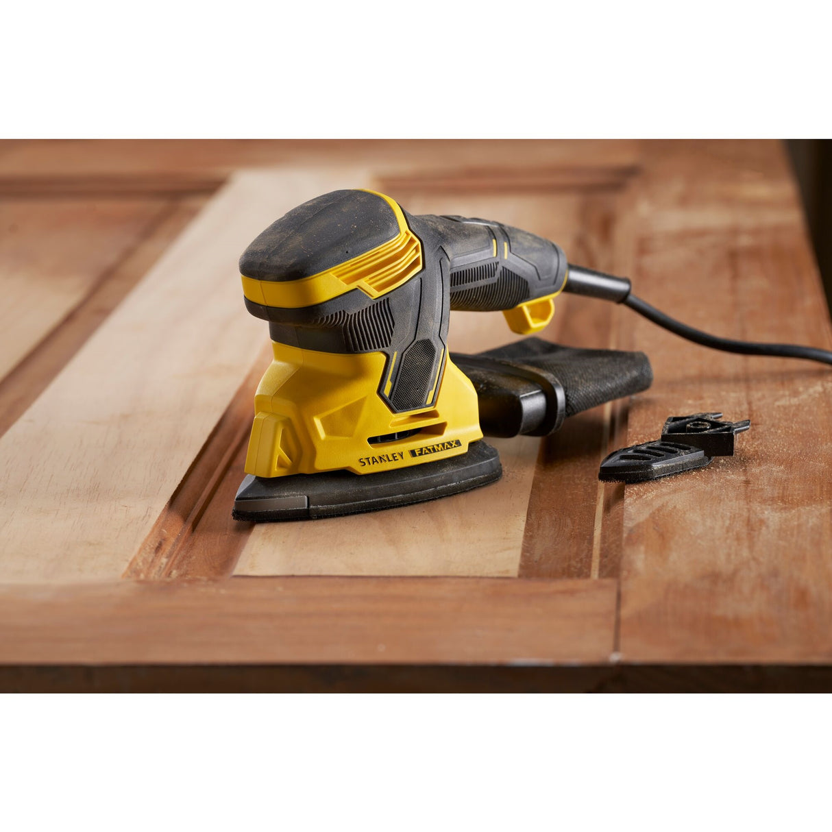 STANLEY FATMAX Ponceuse de finition filaire 120W SFMEW210S-QS