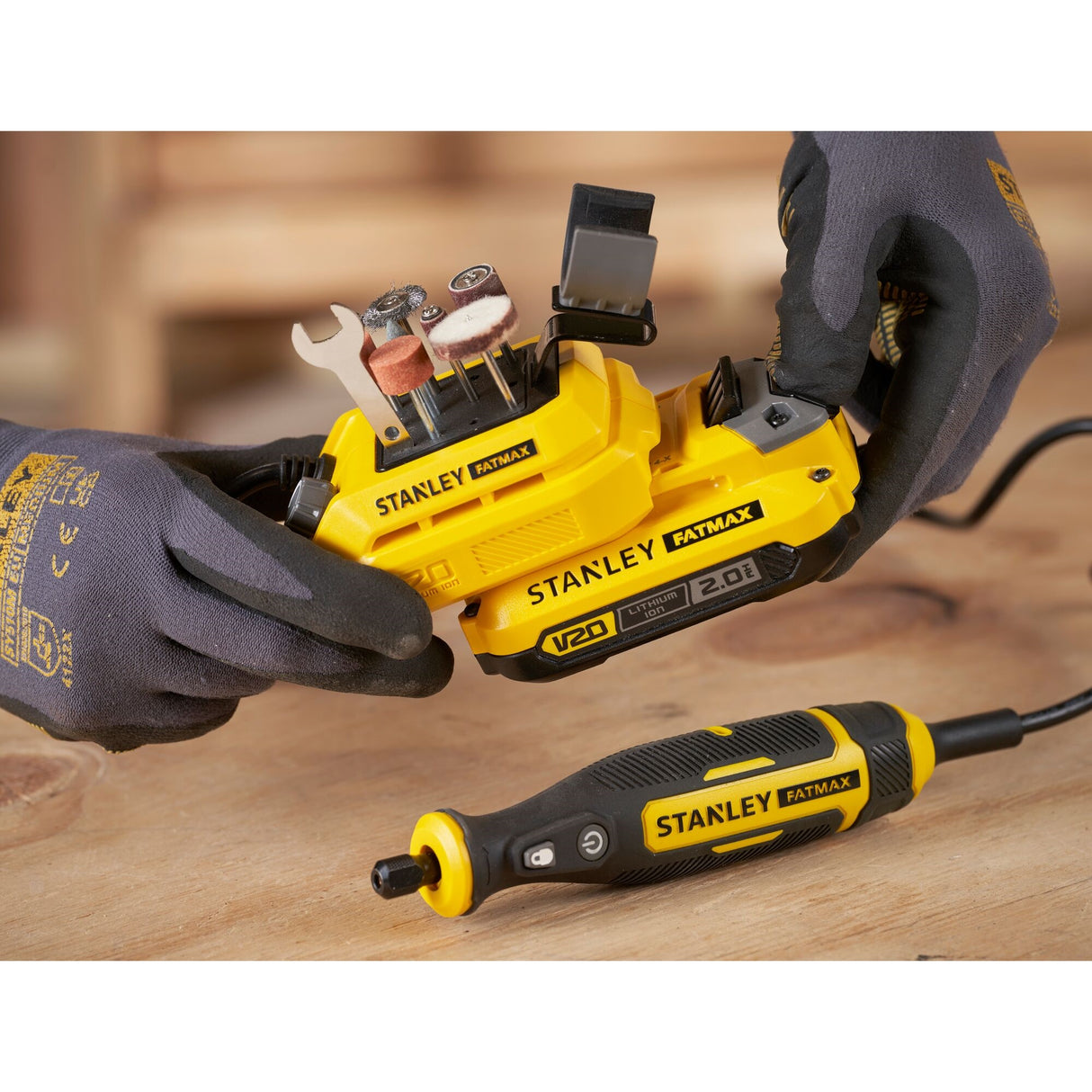 STANLEY FATMAX Outil multifonction rotatif sans fil 18V sans batterie V20 SFMCE030B-XJ