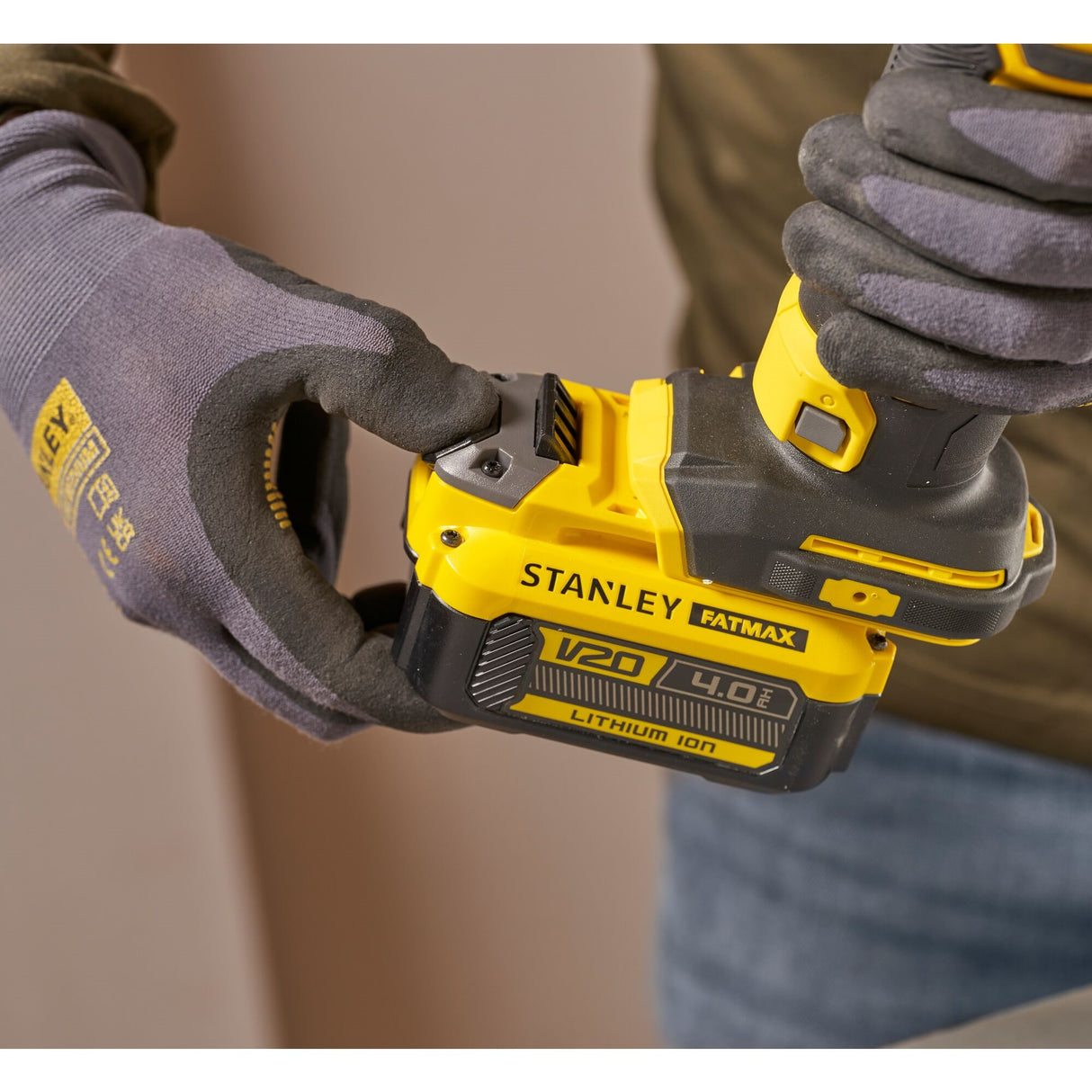STANLEY FATMAX Fraiseuse plâtre sans fil 18V sans batterie V20 SFMCE200B-XJ