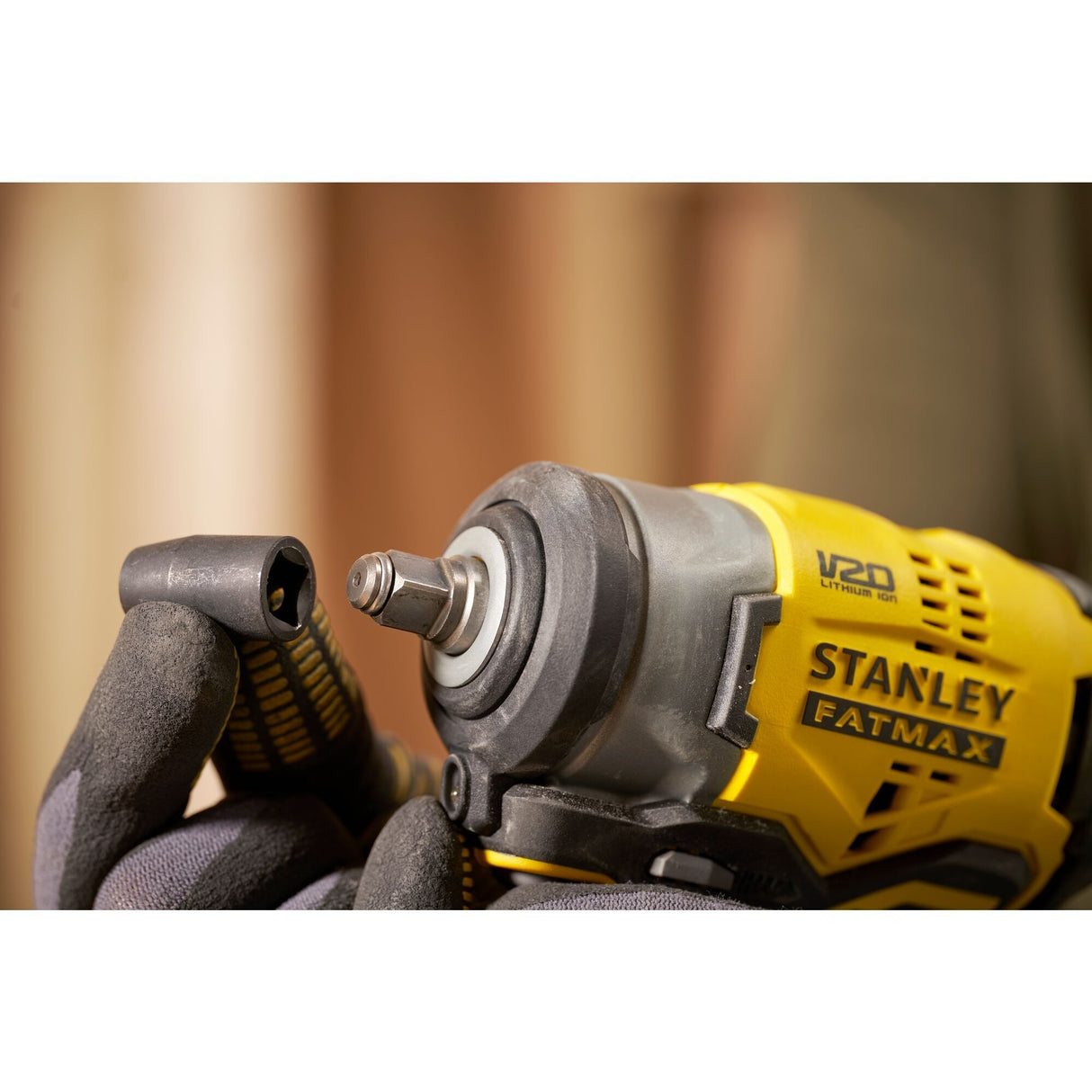 STANLEY FATMAX Boulonneuse à chocs 224Nm Brushless 18V sans batterie V20 SFMCF910B-XJ