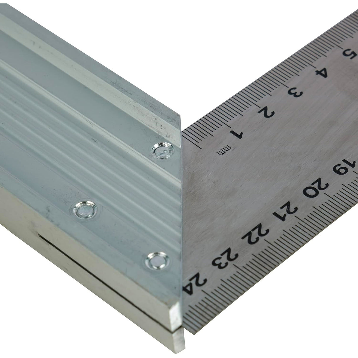 STANLEY Equerre Menuisier graduation recto-verso classe II 250mm 1-45-685