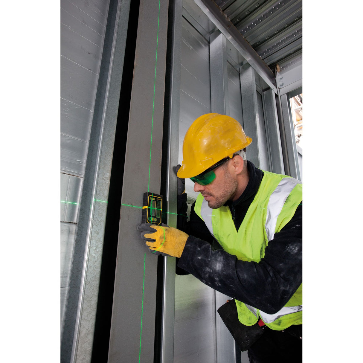 STANLEY FATMAX Cellule de détection LD200 verte écran LCD 30m FMHT1-74267