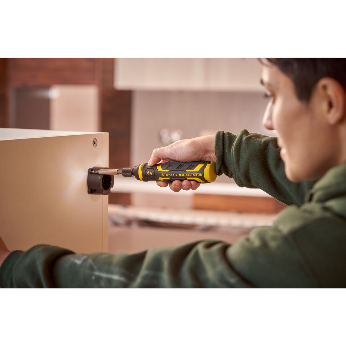 STANLEY FATMAX Tournevis assisté 4V 1,5Ah 300 tr/min FMHT66719-0