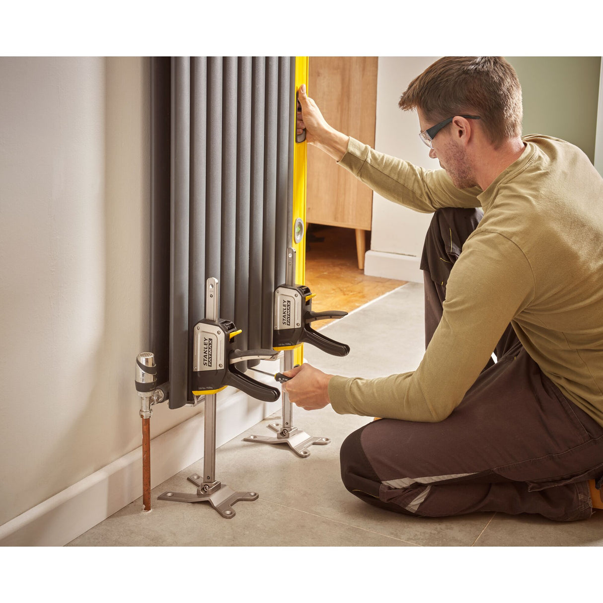 STANLEY Tradelift lève express 150kg levage 1 main FMHT83550-1