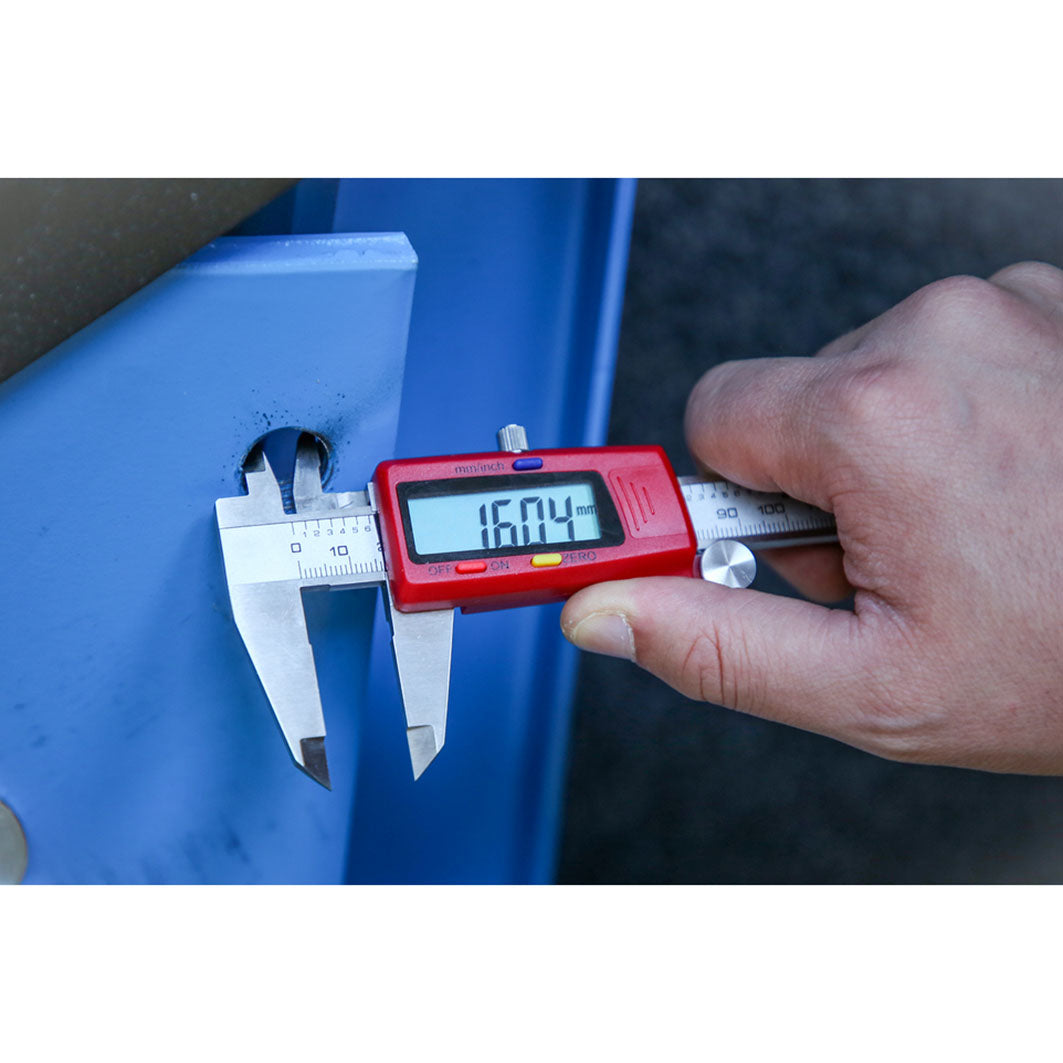 KS TOOL Pied à coulisse digital 150mm 300.0532