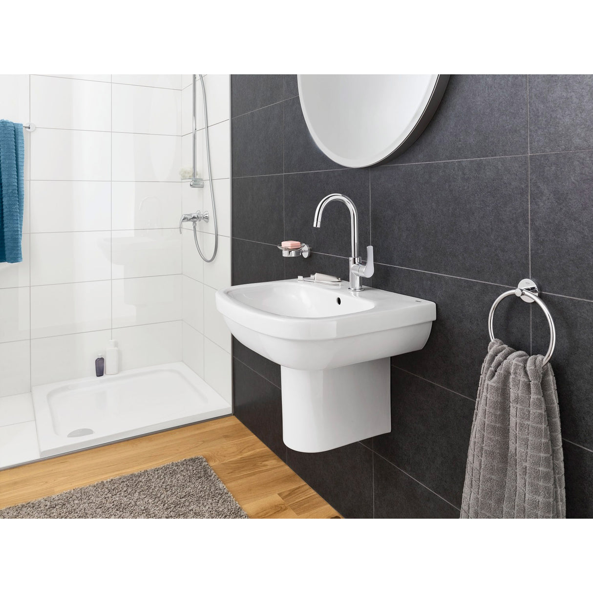GROHE Porte-serviette anneau chrome Essentials 40365001