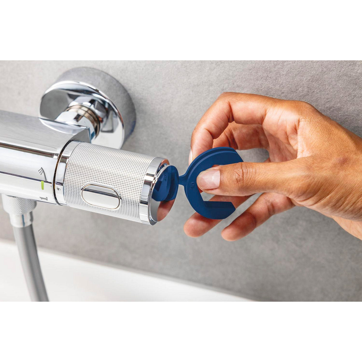 GROHE Colonne de douche 3 jets avec mitigeur thermostatique Vitalio Joy System 310 26401001