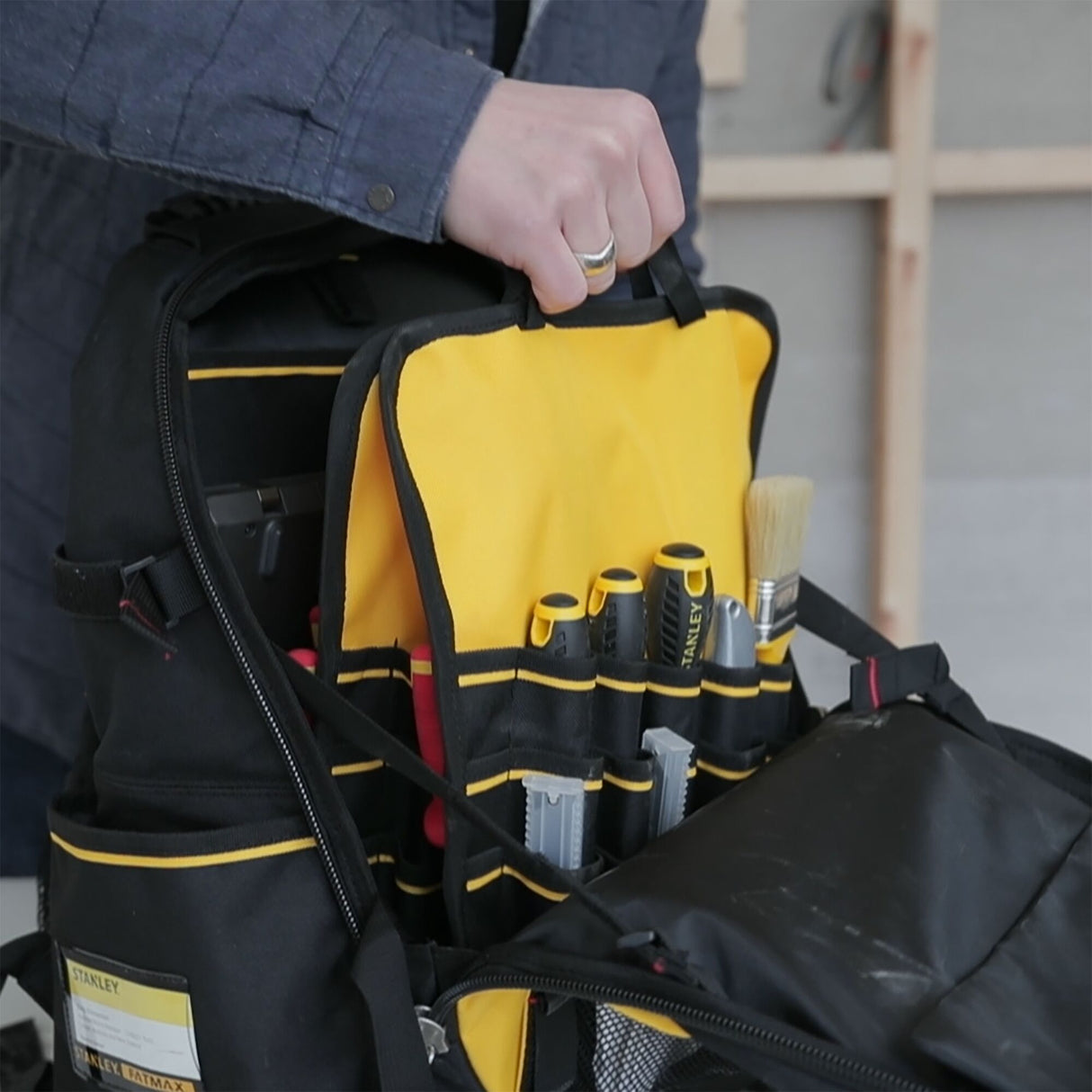 STANLEY Sac à dos renforcé porte-outils 28L 1-95-611