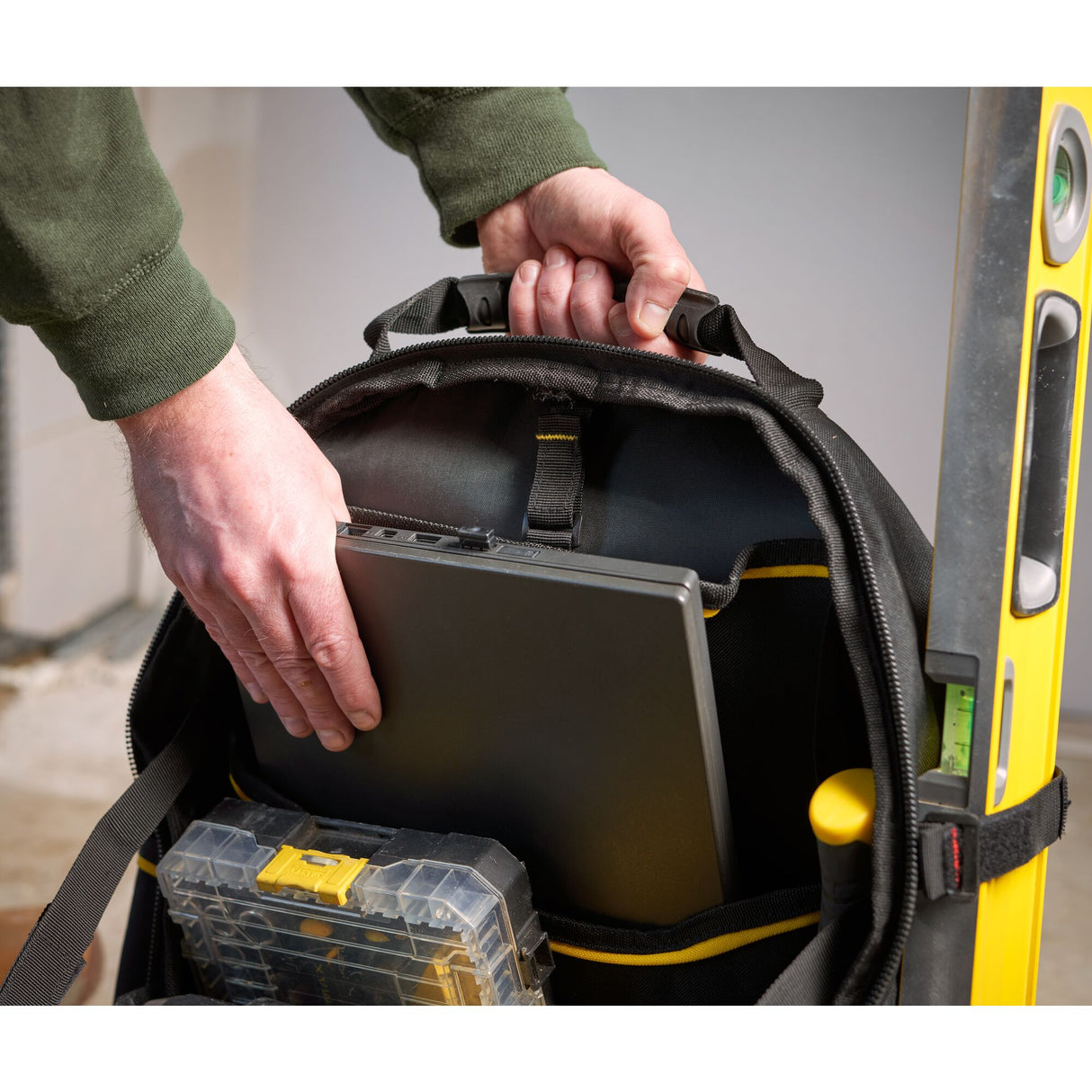 STANLEY Sac à dos renforcé porte-outils 28L 1-95-611