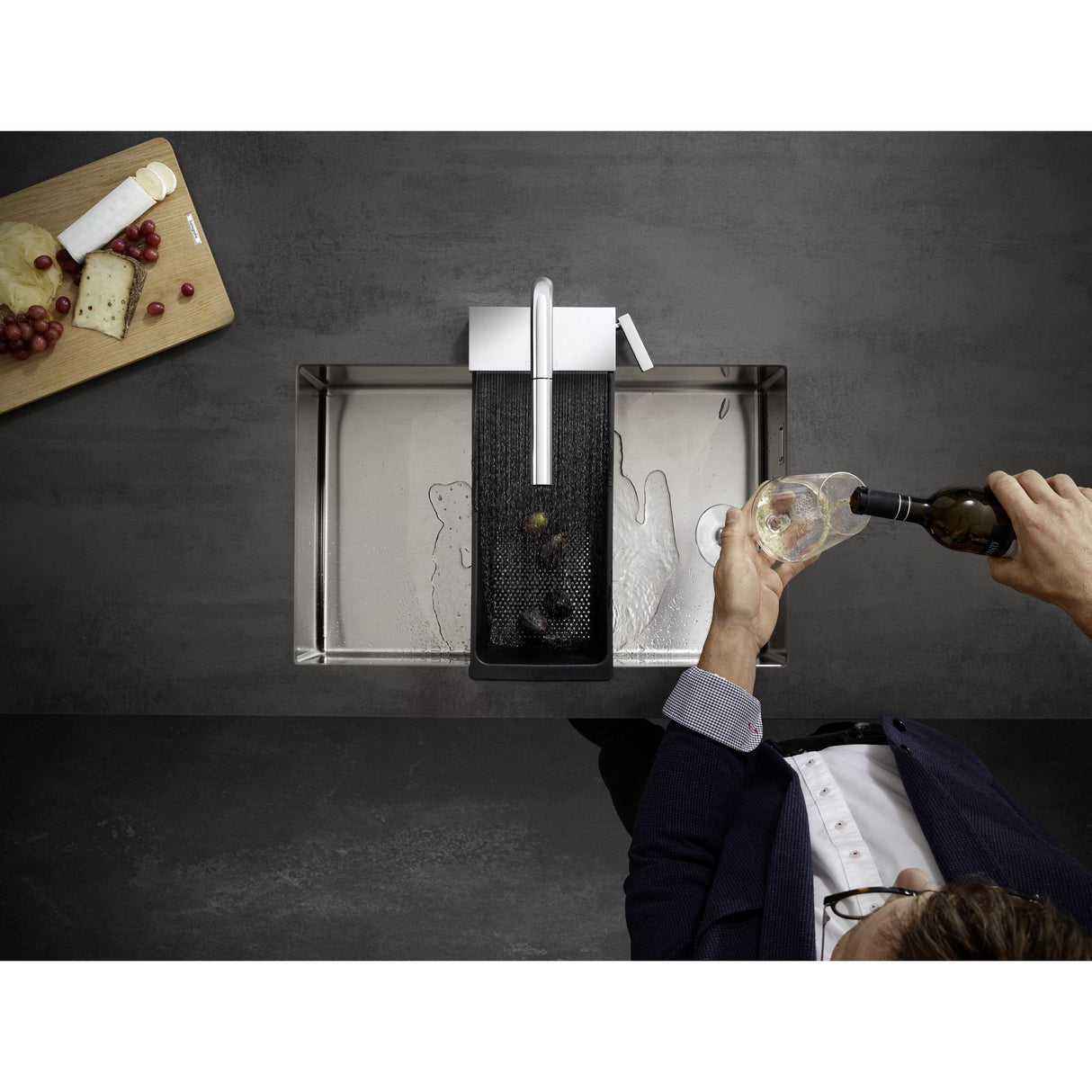 HANSGROHE Mitigeur de cuisine 250 2 jets Aquno Select M81 avec douchette extractible sBox 73830000