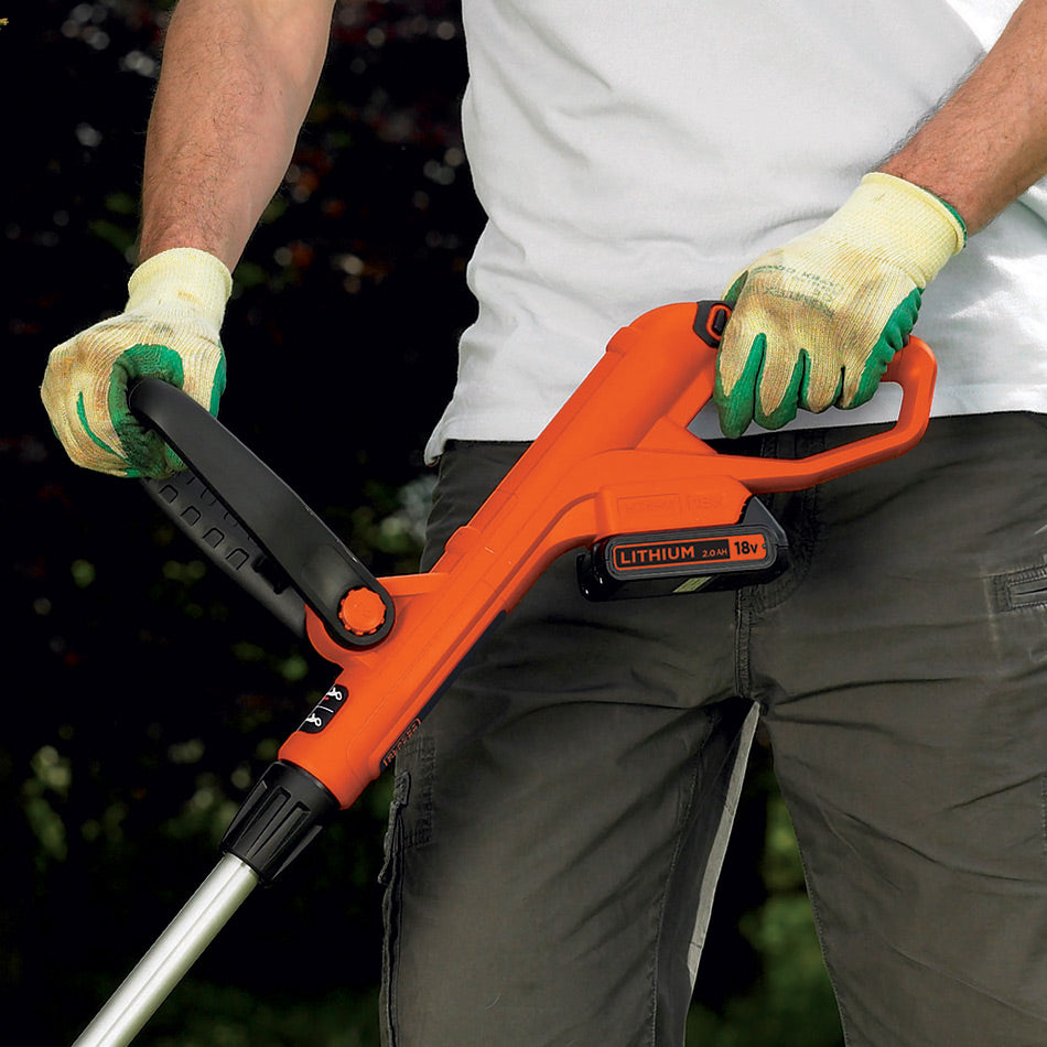 BLACK+DECKER Coupe-bordures sans fil 23cm 18V batterie 2Ah GLC1823L20-QW