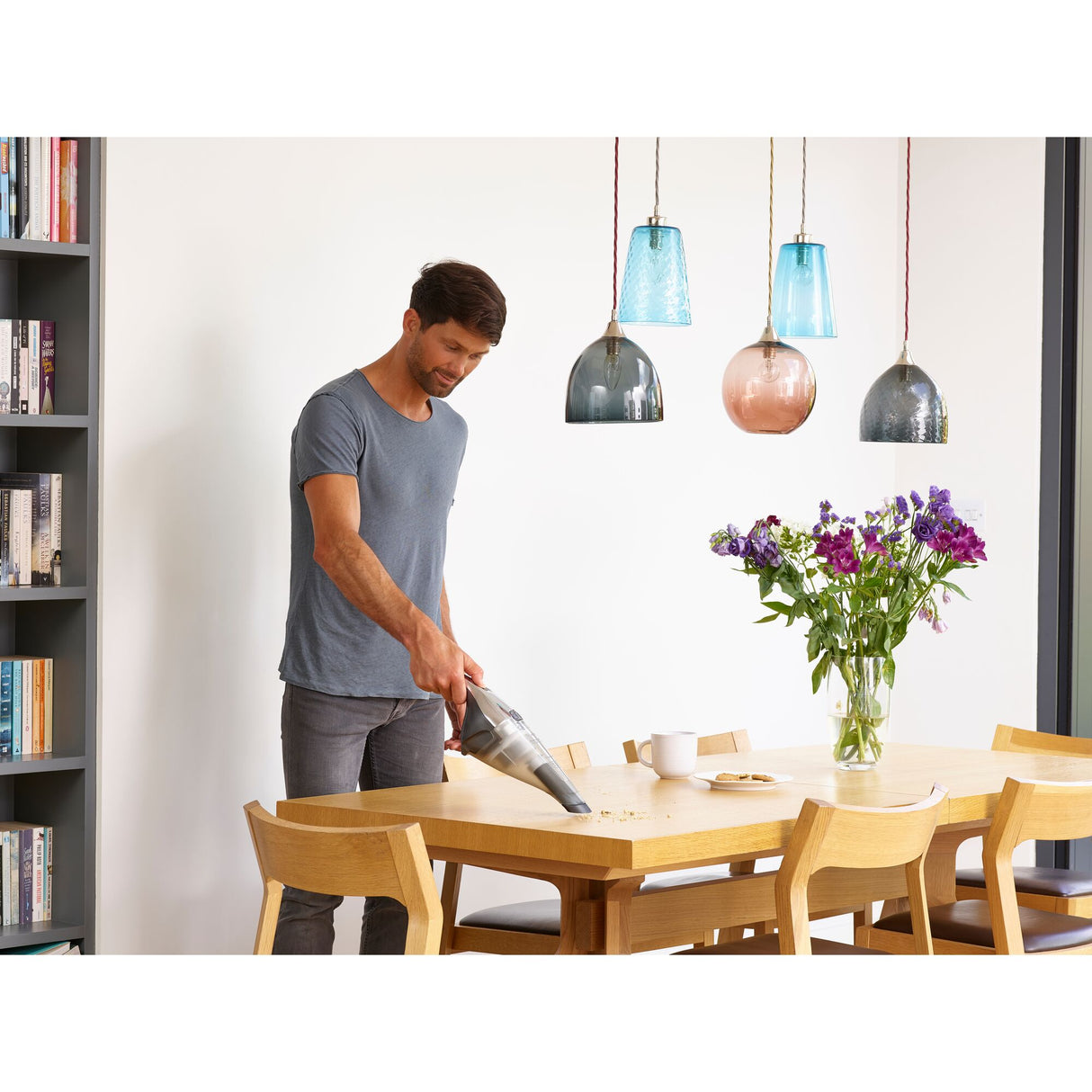 BLACK+DECKER Aspirateur à main Dustbuster 7,2V NVC220WC-QW