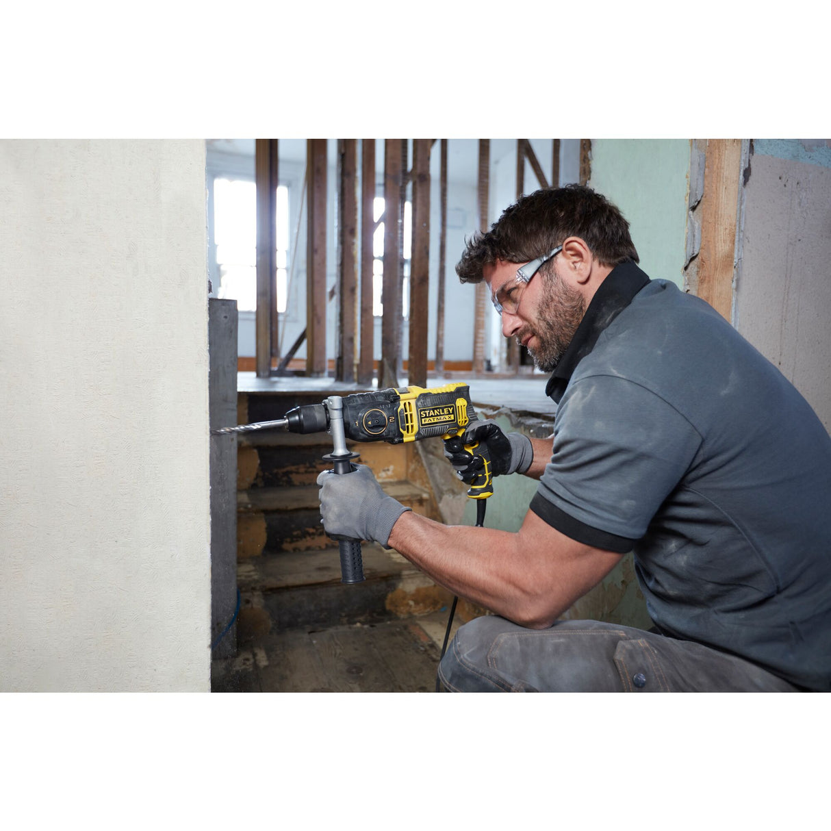 STANLEY FATMAX Perceuse à percussion filaire 1100W FMEH1100K-QS