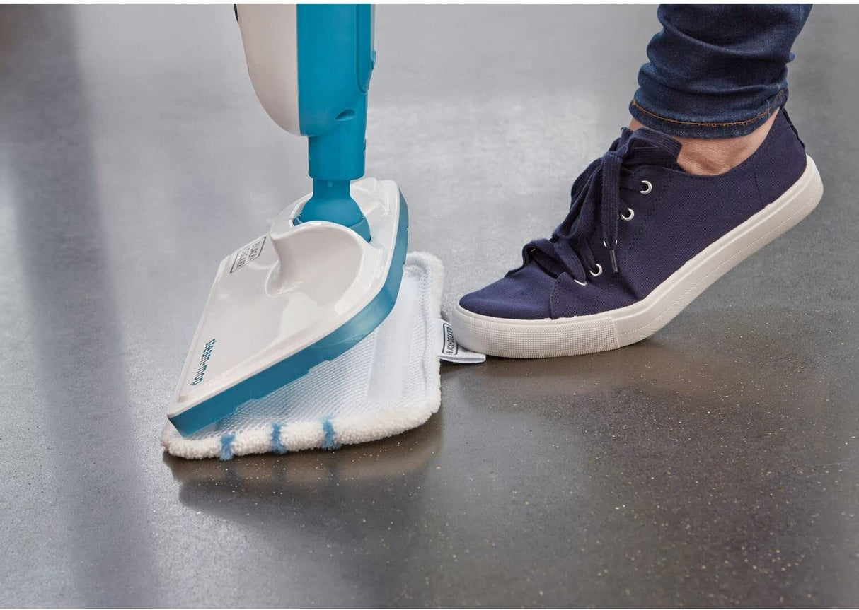 BLACK+DECKER Balai vapeur 1300W avec 10 accessoires FSMH13E10-QS