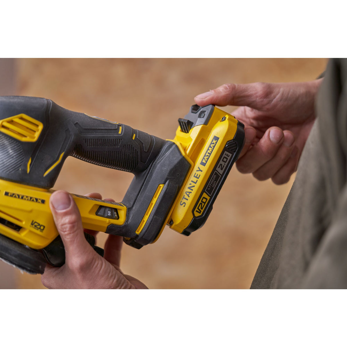 STANLEY FATMAX Ponceuse de finition sans fil 18V V20 SFMCW221D1S-QW