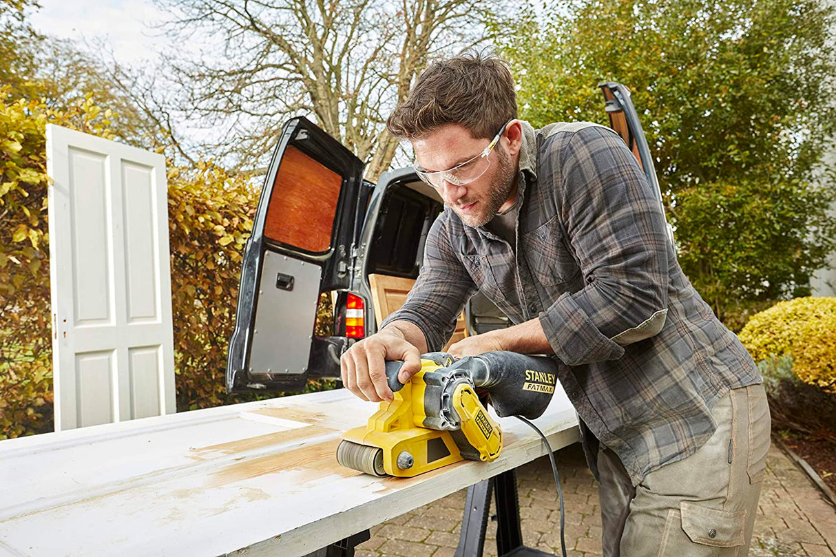 STANLEY FATMAX Ponceuse à bande filaire 1010W 533x76mm FMEW204K-QS