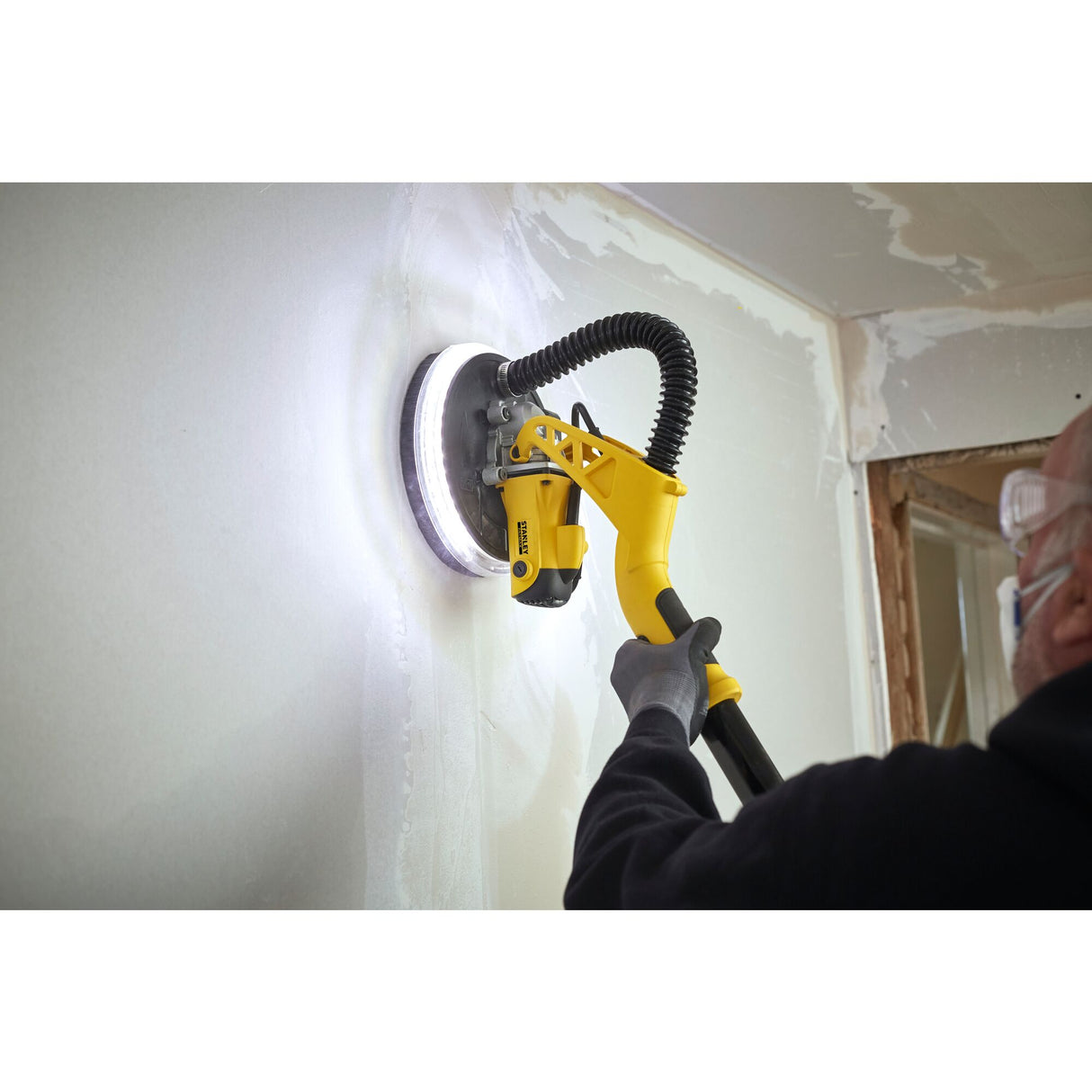 STANLEY FATMAX Ponceuse télescopique filaire 750W Ø225mm SFMEE500S-QS