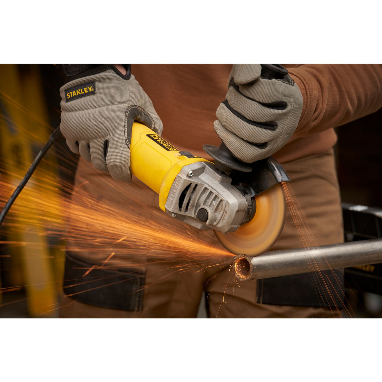 STANLEY FATMAX Meuleuse filaire 600W 115mm FMEG615-QS