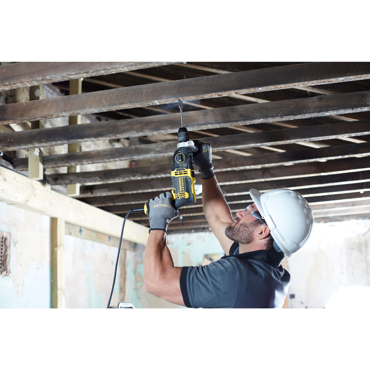 STANLEY FATMAX Perceuse à percussion filaire 850W sans accessoires FMEH850K-QS