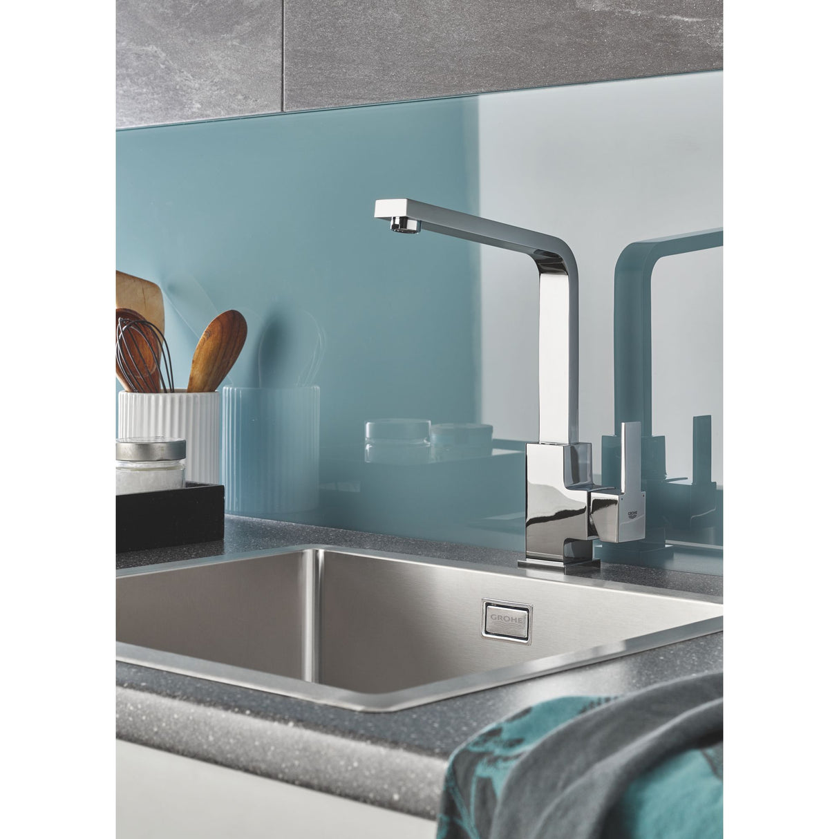 GROHE Mitigeur de cuisine Sail Cube 31393000