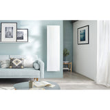 Radiateur vertical Atlantic blanc, chauffage mural, design moderne dans salon