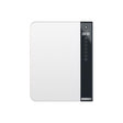Chauffe-eau Thermor blanc avec panneau de contrôle digital noir, mural compact