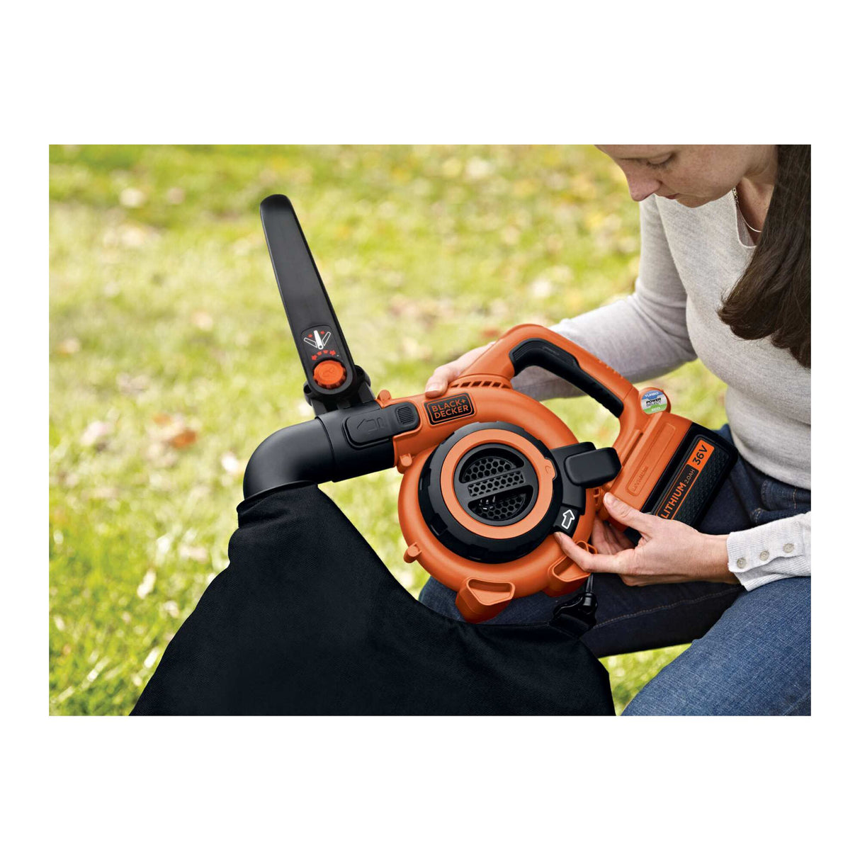 BLACK+DECKER Aspirateur-souffleur-broyeur de feuilles sans fil 36V 2Ah GWC3600L20-QW