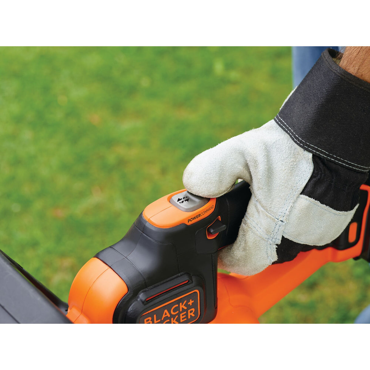 BLACK+DECKER Taille-haies sans fil 18V lame 50cm avec batterie et chargeur GTC18502PC-QW