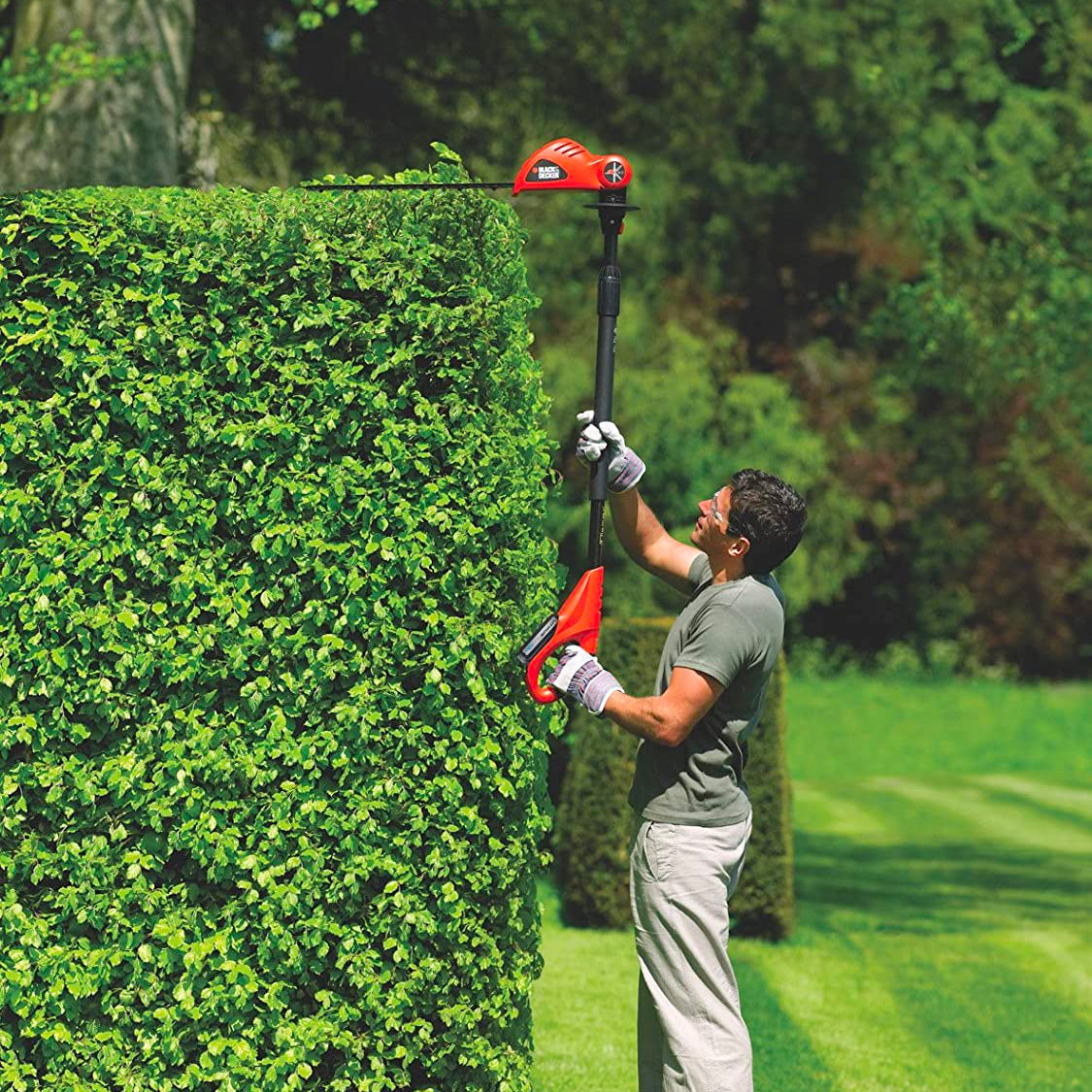 BLACK+DECKER Taille-haies longue portée sans fil LITHIUM 18V 43cm sans batterie GTC1843LB-QW