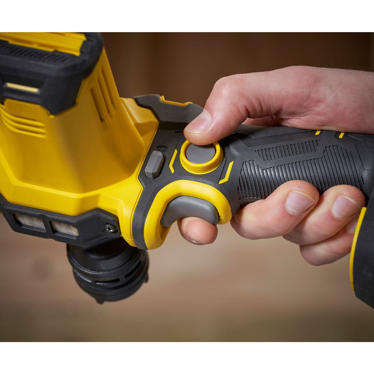 STANLEY FATMAX Lime électrique sans fil 18V 13mm 2 batteries 2Ah SFMCE210D2K-QW