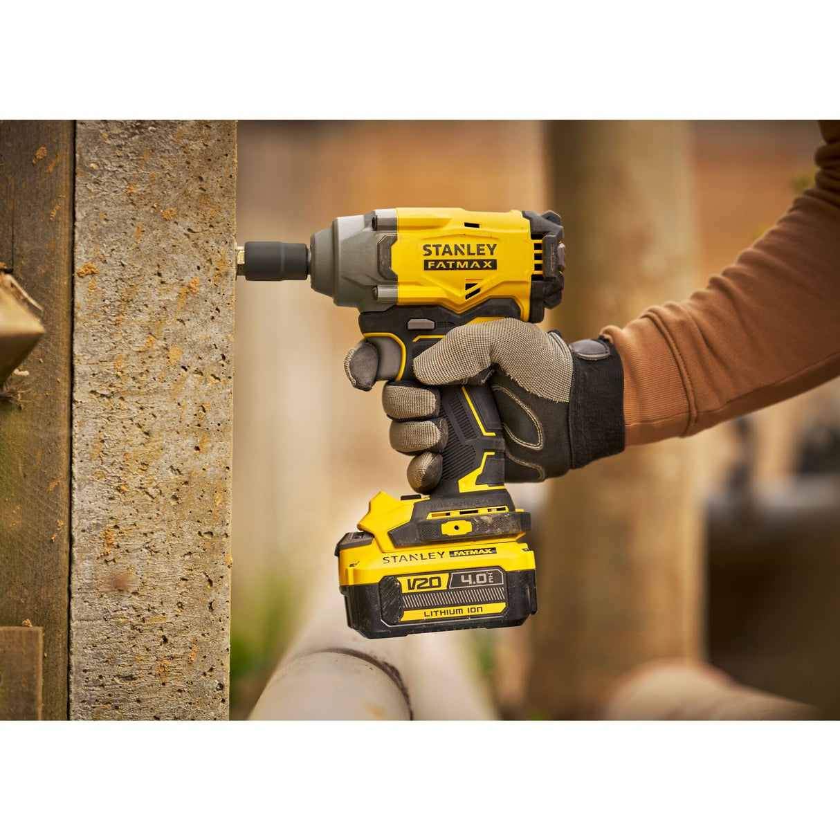 STANLEY FATMAX Boulonneuse à chocs sans fil 1/2" 370 Nm 18V sans batterie V20 SFMCF920B-XJ