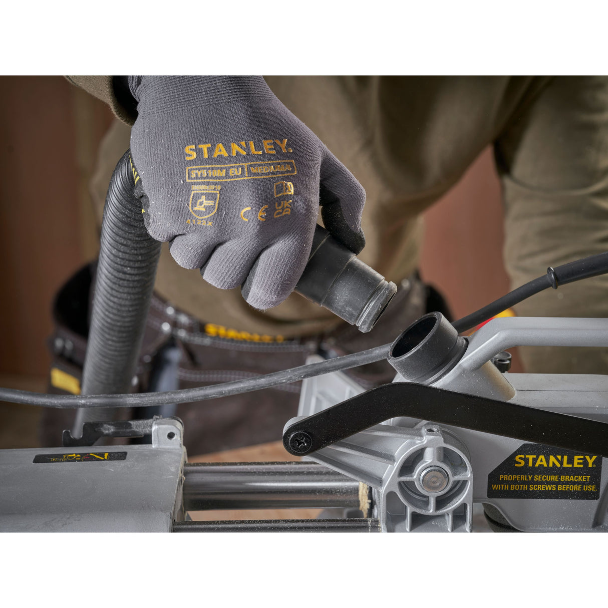 STANLEY FATMAX Scie à onglet radiale 254mm 1800W SM1800-QS