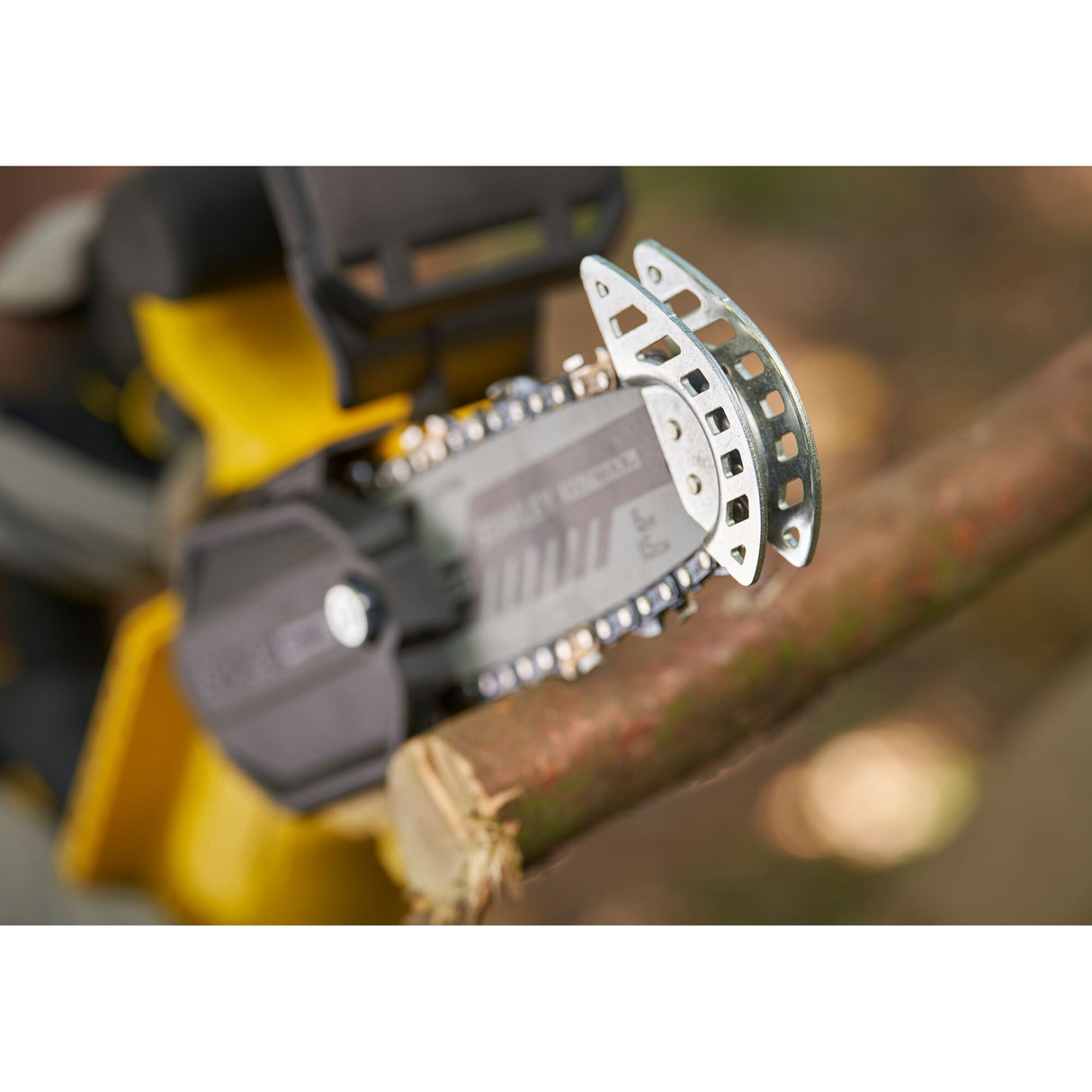 STANLEY FATMAX Elagueuse 15cm 18V V20 SFMCPS415B-X