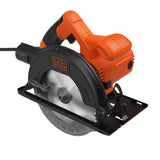 Scie circulaire Black+Decker, outil électroportatif, couleur orange et noire.