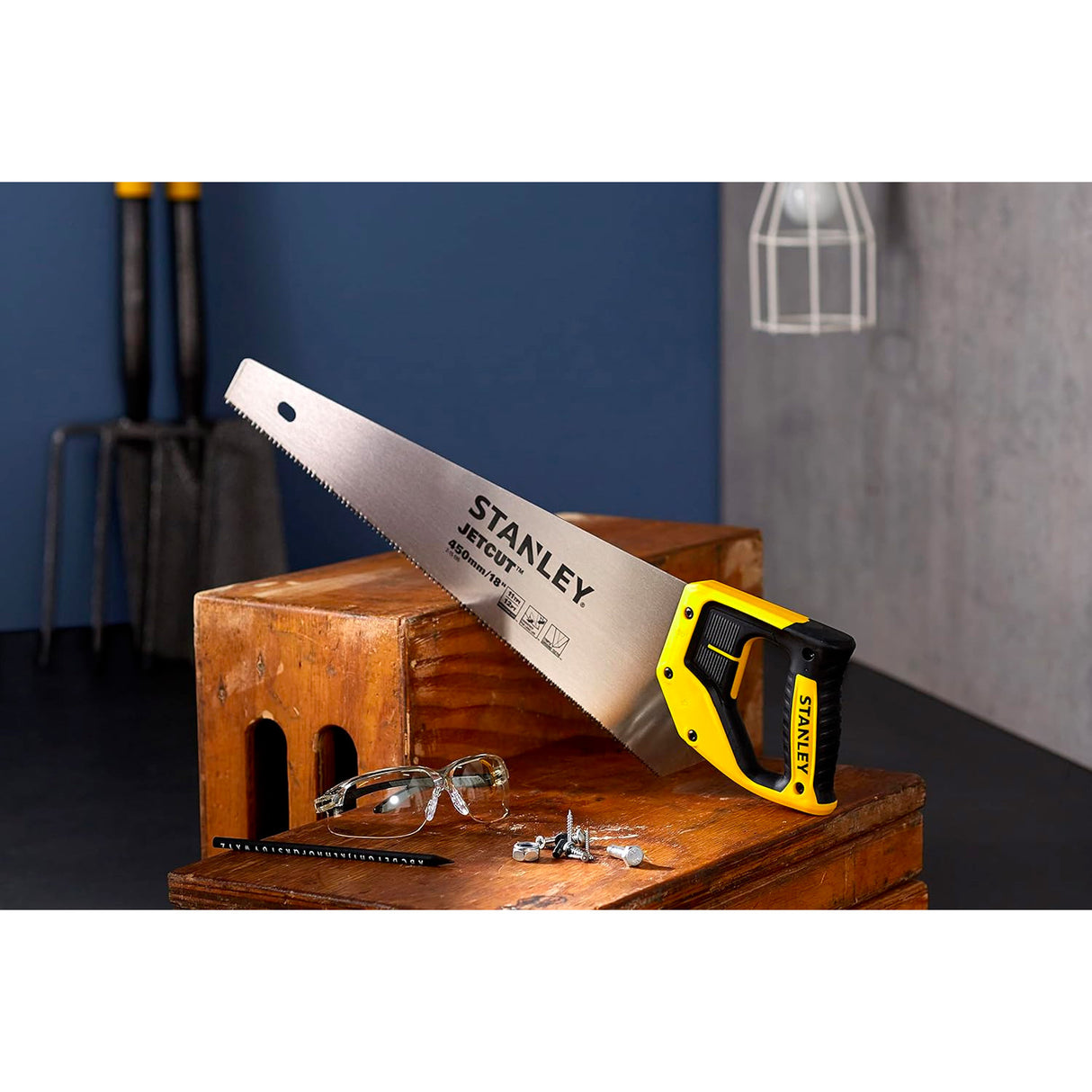 STANLEY Scie égoïne 450mm denture JetCut -coupe fine 2-15-595