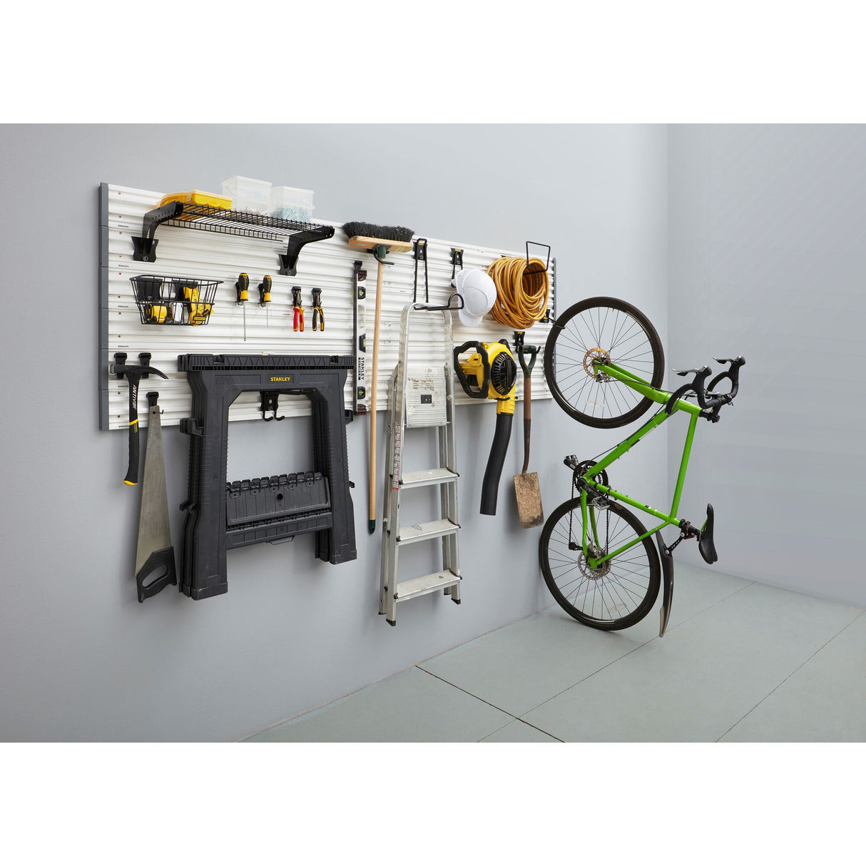 STANLEY Kit de 20 pièces première intervention Trackwall STST82615-1