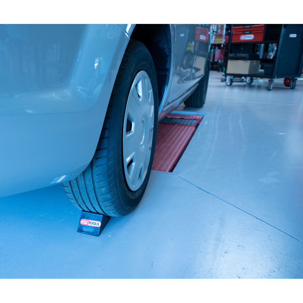 KS TOOL Paire de cales roues caoutchouc VL 105 x 75 x 75mm 160.0382