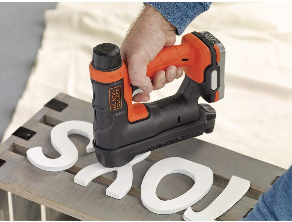 BLACK+DECKER Agrafeuse-Cloueuse sans fil - Chargeur de 80 agrafes (sans batterie) BDCT12N-XJ