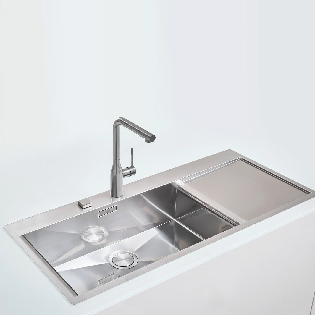 GROHE Mitigeur de cuisine supersteel Essence 30270DC0