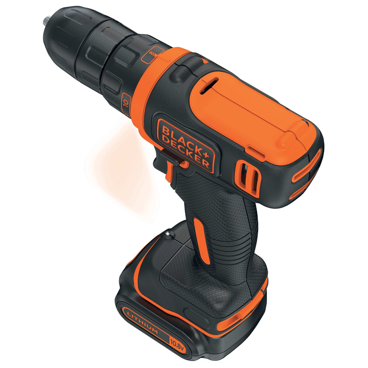 Perceuse visseuse Black & Decker, outil électroportatif noir et orange.