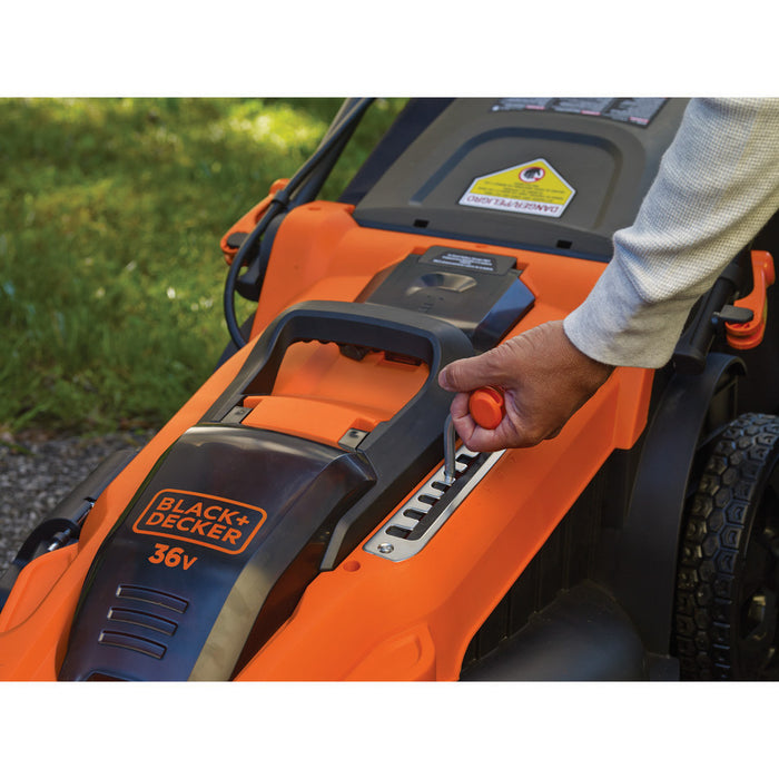 Tondeuse sans fil - 36 V - 2 x 2 Ah - 48 cm - 7 hauteurs réglables de 38 à 100 mm - 2 batteries BLACK+DECKER CLMA4820L2-QW